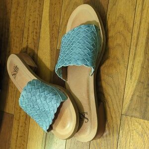 COPY - Women's Soffit sandels